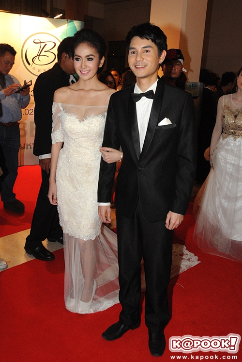 แฟชั่นพรมแดง MAYA Awards 2015