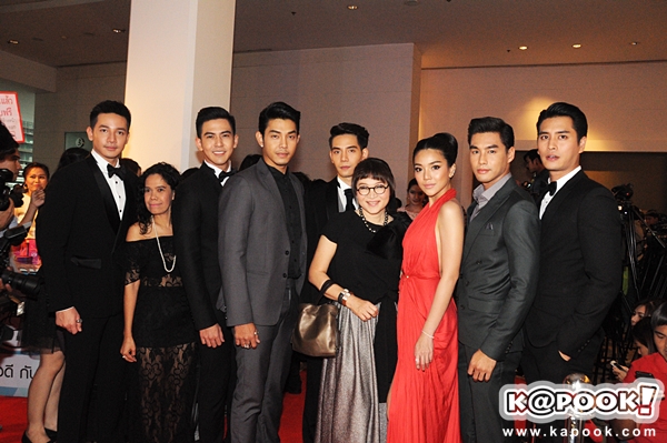 แฟชั่นพรมแดง MAYA Awards 2015