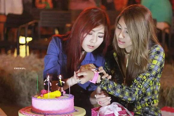 เอมน้ำ คู่จิ้น AF11