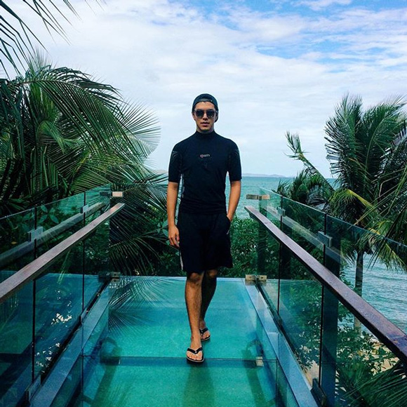 นาย ณภัทร