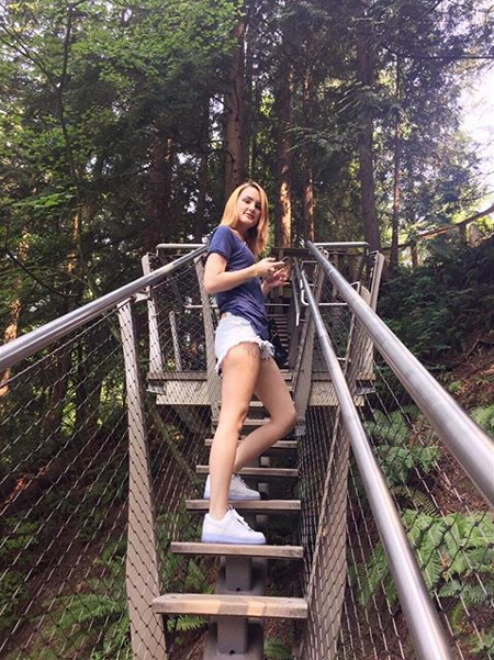 นาตาลี สตีเบิร์ท