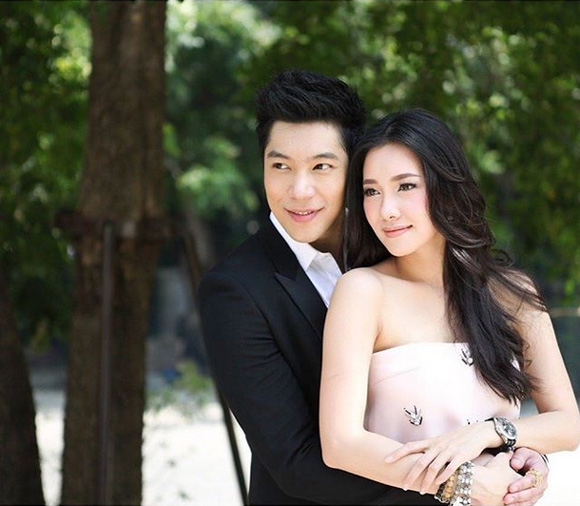 นุ่น วรนุช