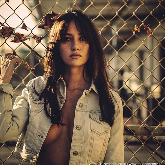 ซาร่า มาลากุล ชุดว่ายน้ำ