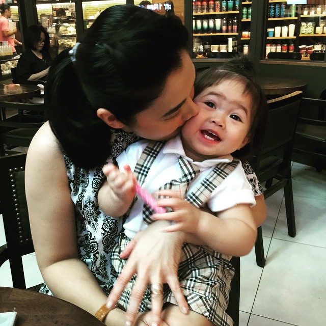 น้องนามรูป ลูกสาวไก่ มีสุข