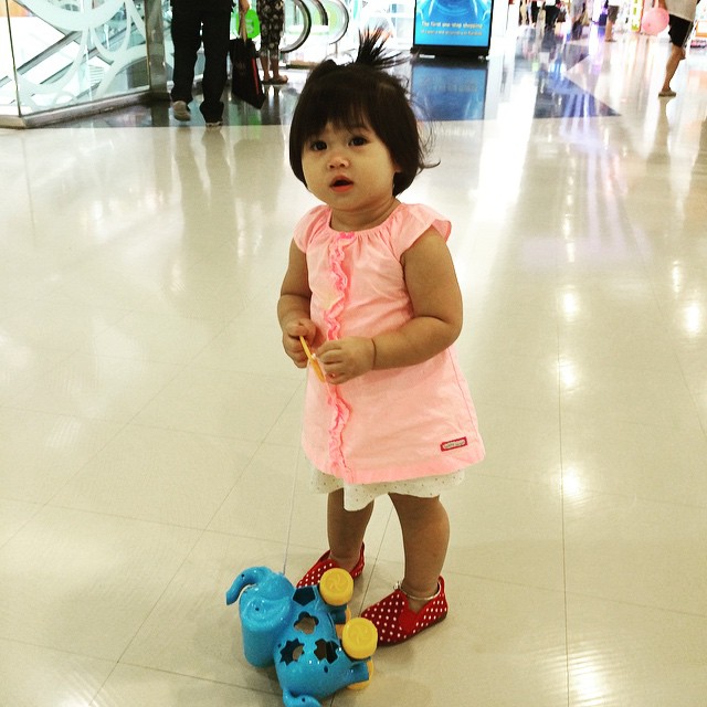 น้องนามรูป ลูกสาวไก่ มีสุข