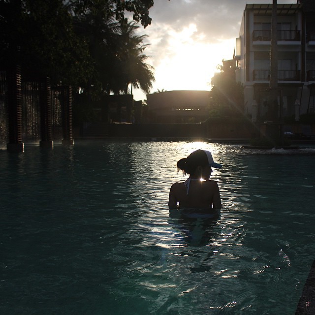 ฟาง พิชญา ชุดว่ายน้ำ