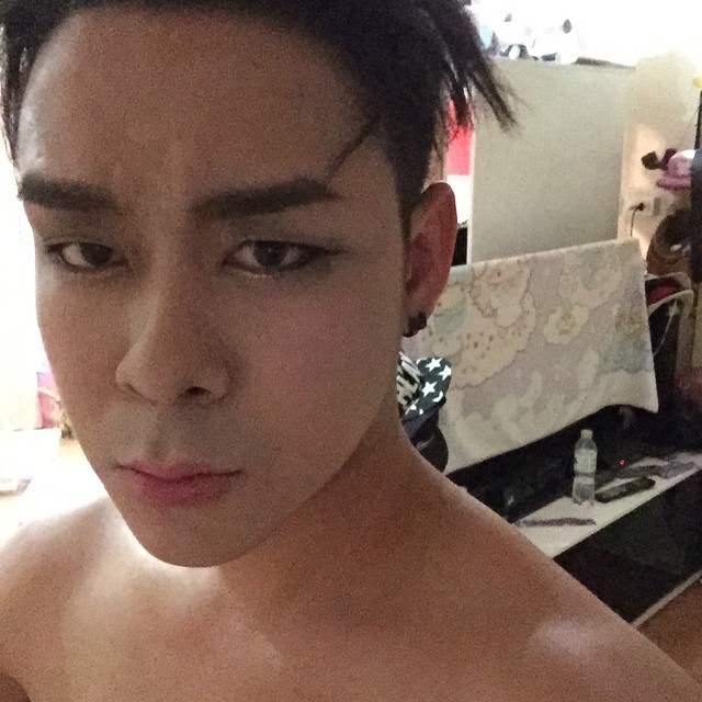 โจ๊ก โซคูล แต่งหญิง