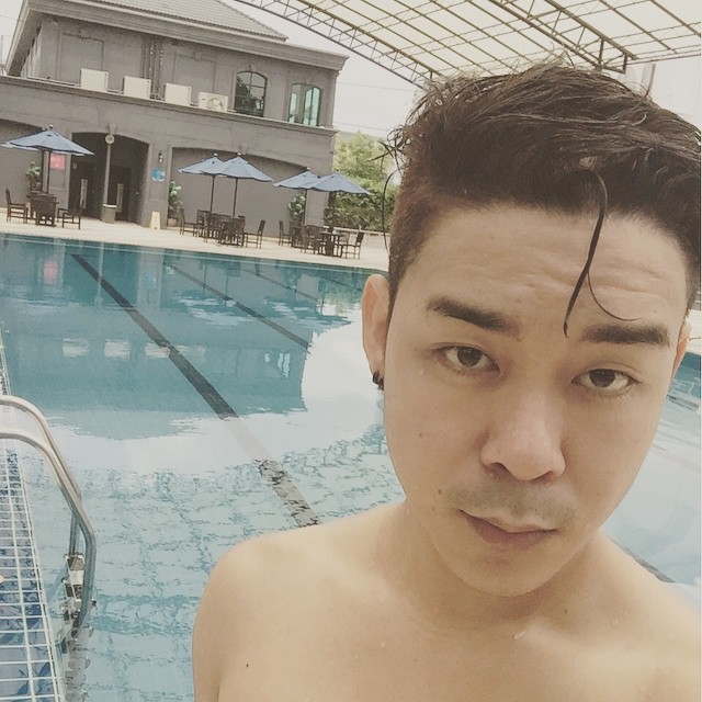 โจ๊ก โซคูล แต่งหญิง