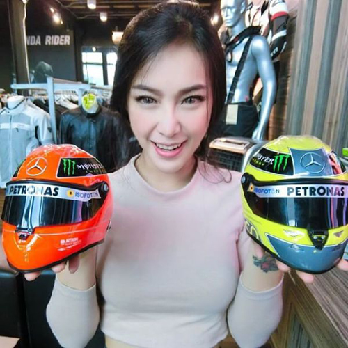 แอนนี่ ปริศนา