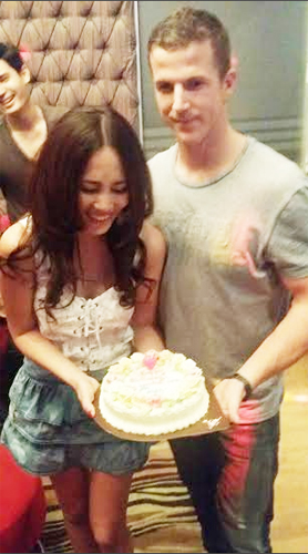 ชาม ไอยวริญท์ แต่งงาน