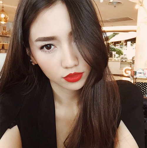 เมทัล สุขขาว 