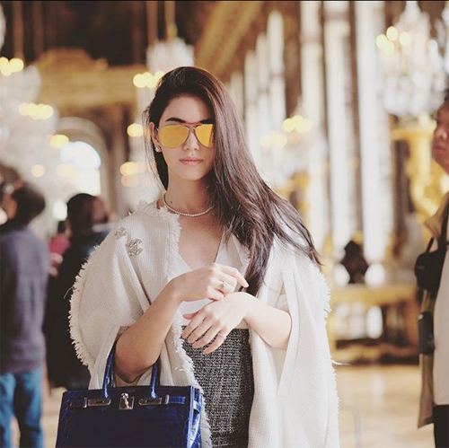 ใหม่ ดาวิกา