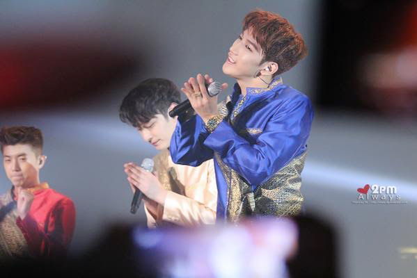2PM ร้องเพลงไทย
