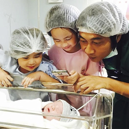 เปิ้ล นาคร ออกู๊ด ออกัส ออก้า