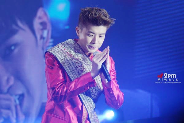 2PM ร้องเพลงไทย