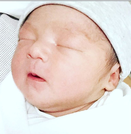 ออกู๊ด ลูกชาย เปิ้ล นาคร