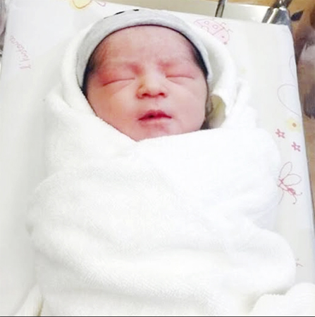 ออกู๊ด ลูกชาย เปิ้ล นาคร