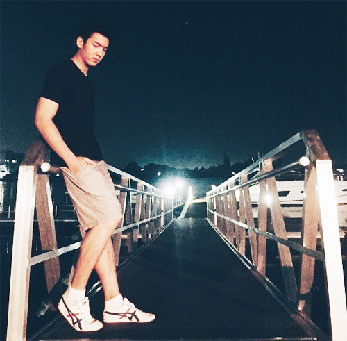 เฟิร์ส เอกพงศ์ 