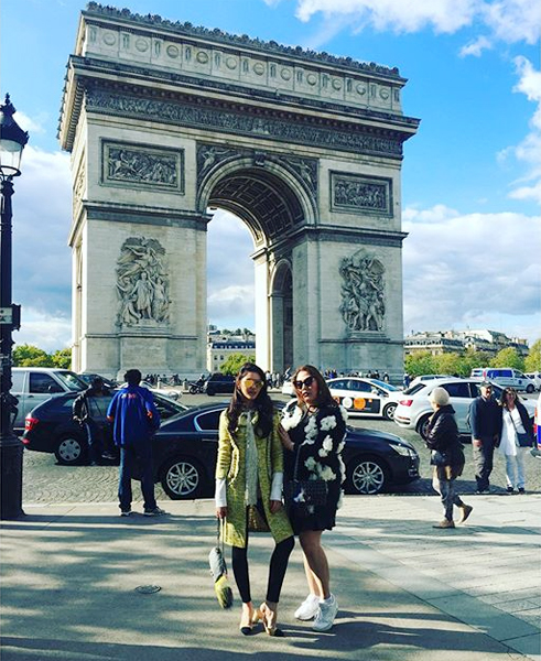 ใหม่ ดาวิกา 