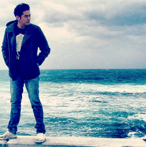  วี วีรภาพ 