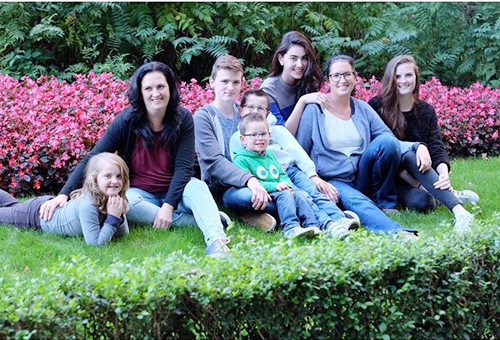 ใหม่ ดาวิกา 