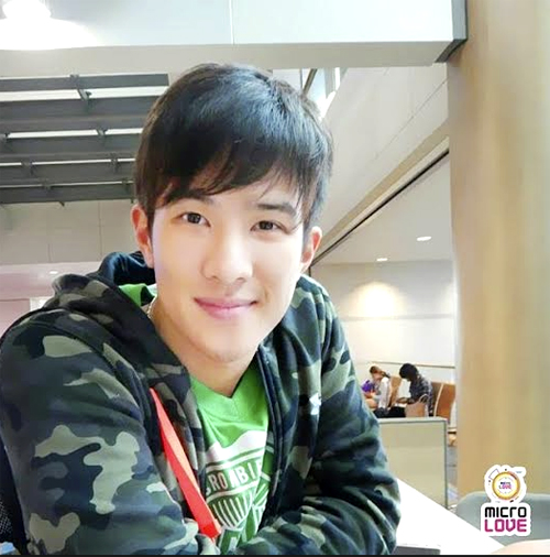 เจมส์ มาร์ ฟิตติ้งหนัง Micro Love