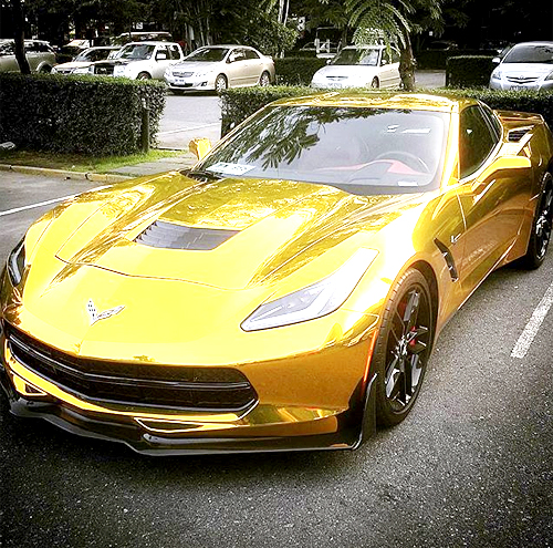รถสปอร์ต Corvette C7 ดีเจเพชรจ้า