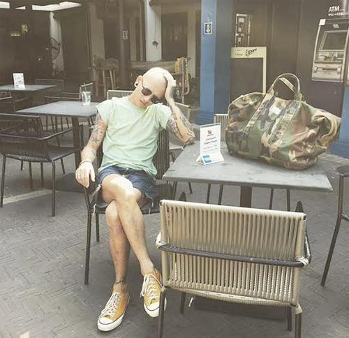 แจ๊ส ชวนชื่นโกนหัว