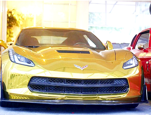 รถสปอร์ต Corvette C7 ดีเจเพชรจ้า