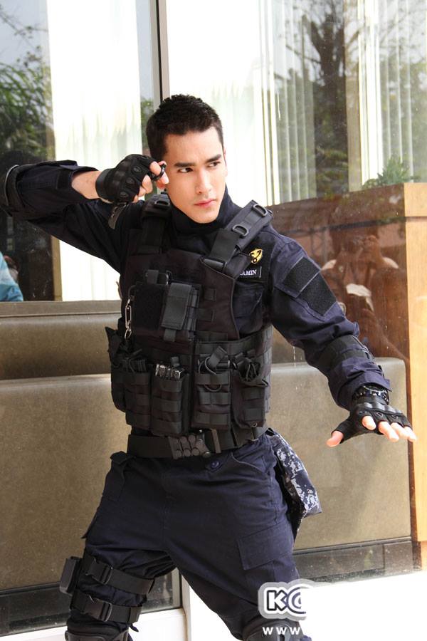 ณเดชน์ คูกิมิยะ