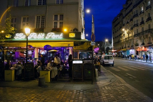 9 เมืองท่องเที่ยวระดับโลกที่อาหารการกินแพงหูฉี่ 