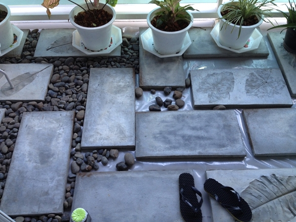 จัดสวนหย่อมบนระเบียงคอนโด จากที่ตากผ้าสู่สวนน่ารักในร่ม ! 