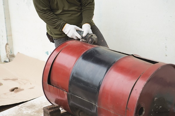 DIY ตู้เก็บของจากถังใส่น้ำมันสุดชิค แต่ราคาแสนถูก