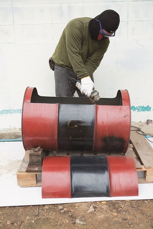 DIY ตู้เก็บของจากถังใส่น้ำมันสุดชิค แต่ราคาแสนถูก