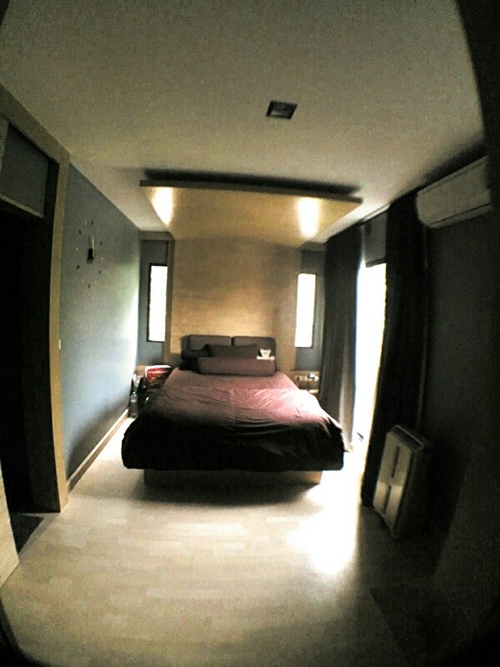 บ้านทาวน์โฮม 2 ชั้นสไตล์ลอฟท์ แต่งบ้านเท่ ๆ กลิ่นอายร้านกาแฟ  