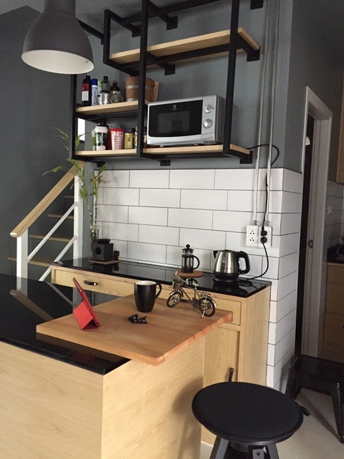 บ้านทาวน์โฮม 2 ชั้นสไตล์ลอฟท์ แต่งบ้านเท่ ๆ กลิ่นอายร้านกาแฟ  