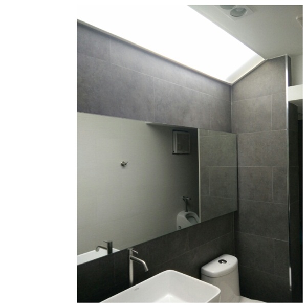 รีโนเวทห้องน้ำเก่า กลายเป็นห้องใหม่จนแทบจำไม่ได้ 