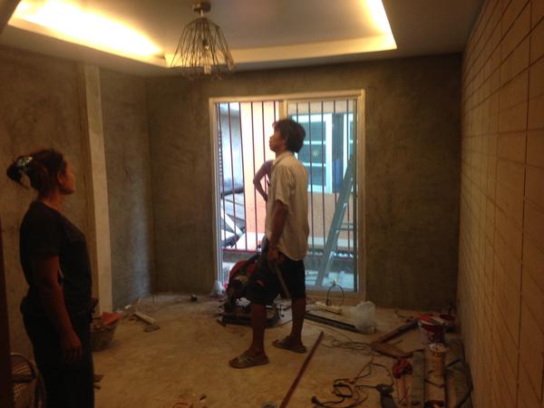 รีโนเวทห้องนอนสีฟ้าแสนเชย เป็นห้องใหม่สไตล์ลอฟท์ในฝัน