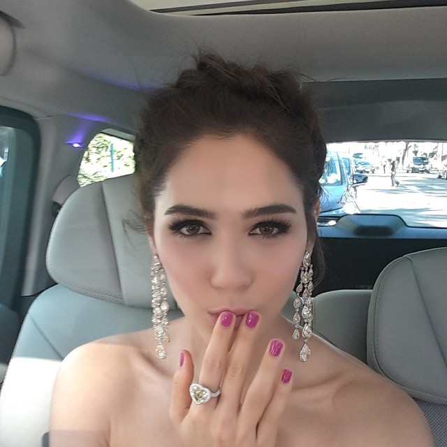 ชมพู่ อารยา