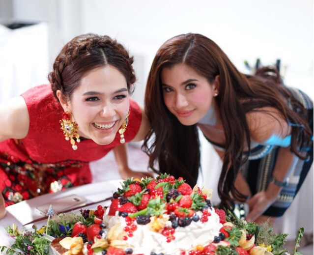 วันเกิดชมพู่