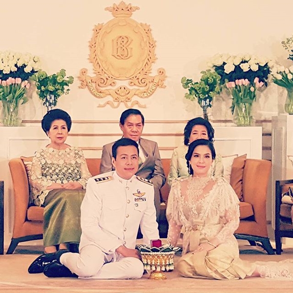 โบ ชญาดา แต่งงาน โบ ชญาดา แต่งงาน