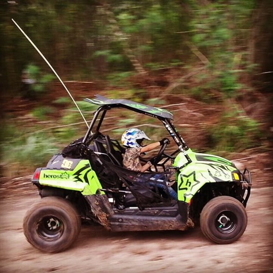 พีท ทองเจือ