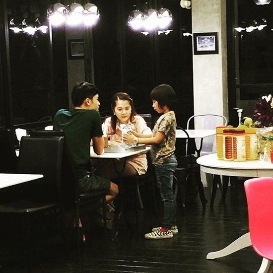 พีท ทองเจือ