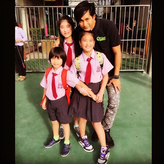 พีท ทองเจือ