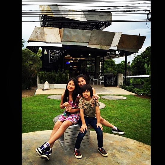 พีท ทองเจือ