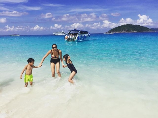  ตุ๊ก ชนกวนันท์ 