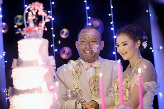 งานแต่ง เก่ง ลายพราง