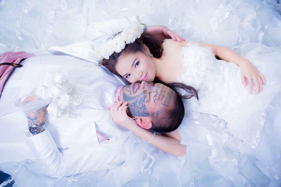 งานแต่ง เก่ง ลายพราง