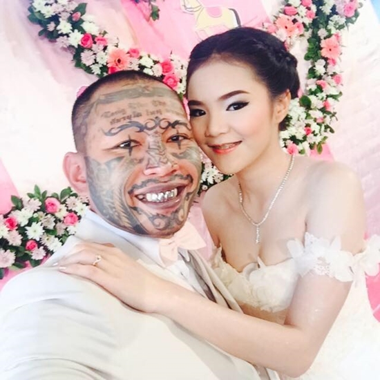 งานแต่ง เก่ง ลายพราง