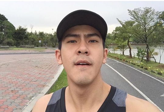 เต้ย พงศกร 